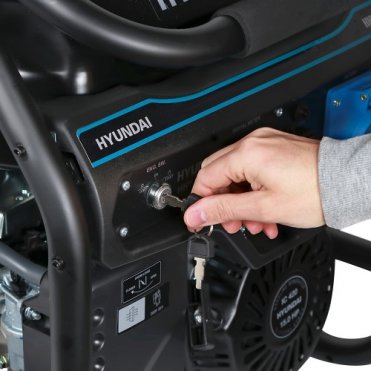 Генератор бензиновий Hyundai HHY 7050FE-ATS 5,5 кВт(HHY 7050FE ATS)